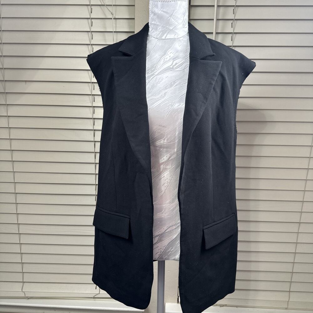 Open Edit‎ Black Vest Women's Size Medium Open Front Raw Edge Sleeve Classic NEW